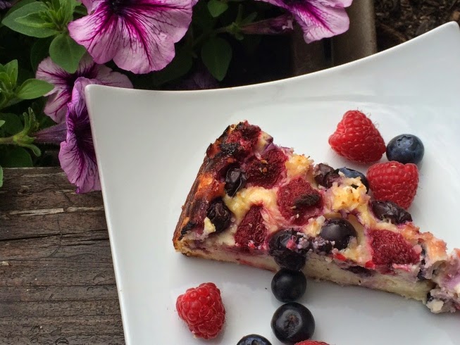 Ricotta-Käsekuchen Mit Frischen Beeren